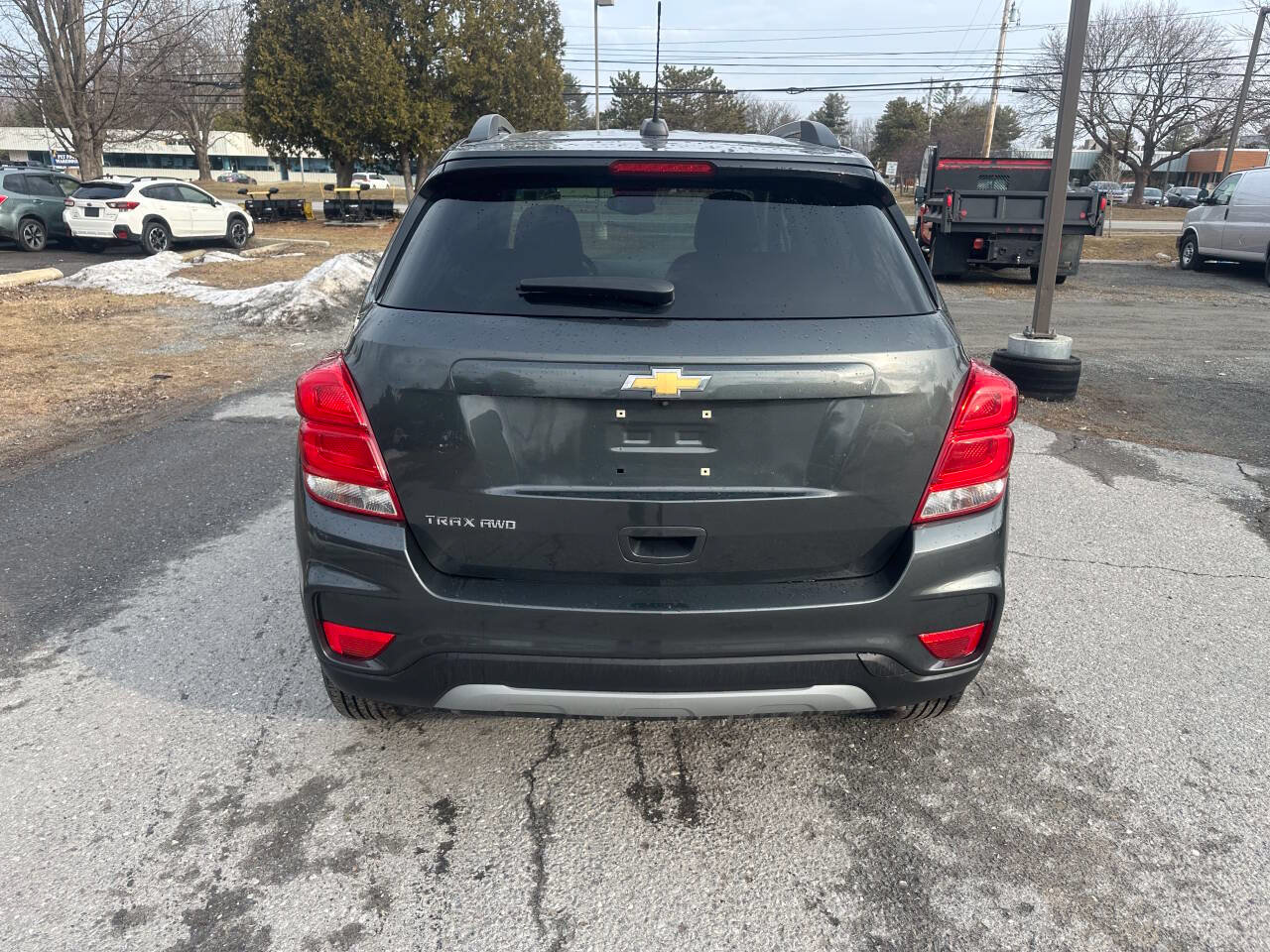 Used 2020 Chevrolet Trax LT w/ LT Convenience Package AWD/4WD image 4