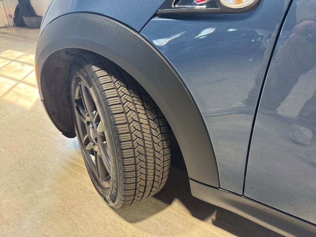 Used 2011 MINI Cooper S image 3