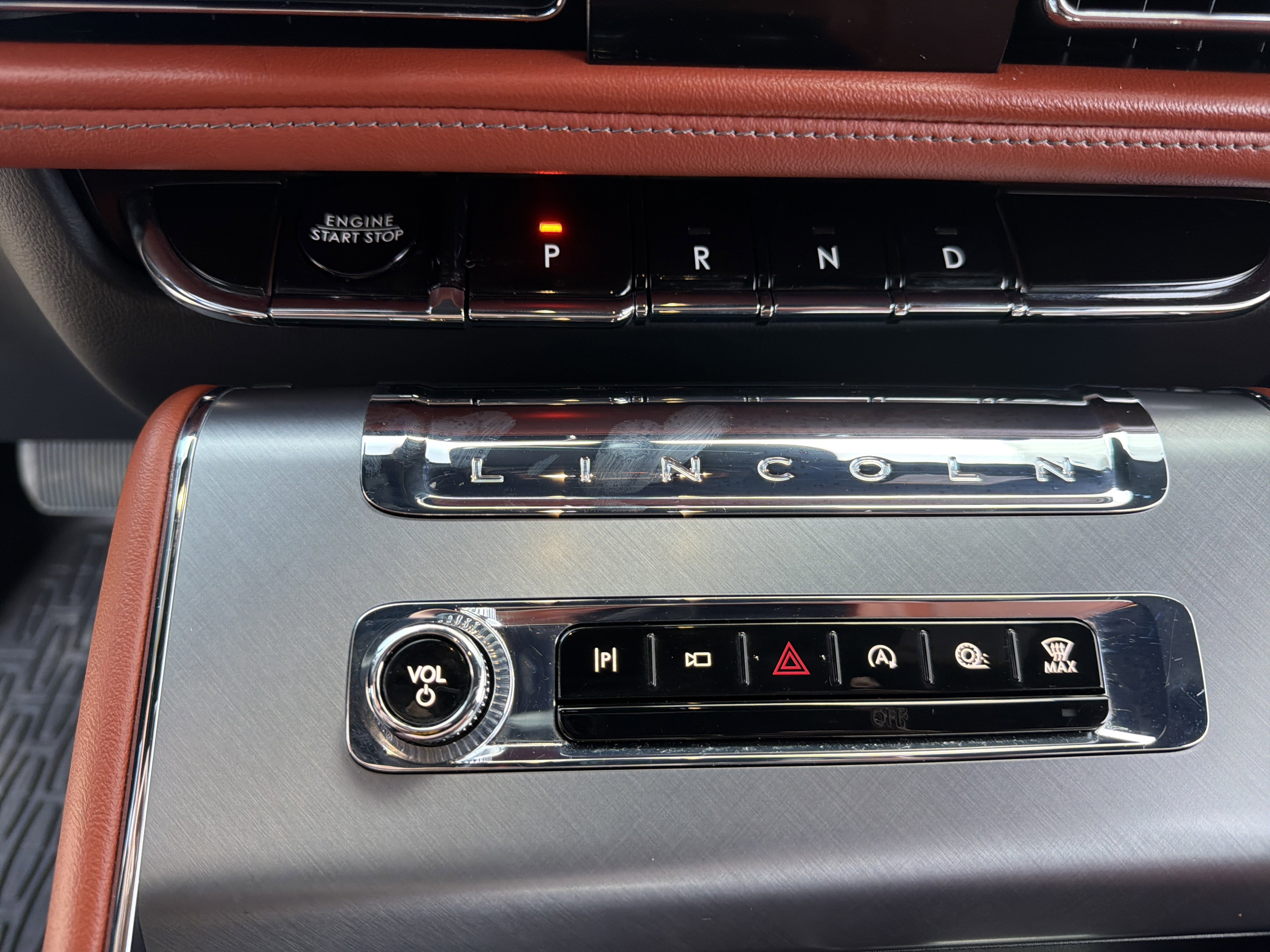 Used 2025 Lincoln Aviator Reserve w/ Jet Appearance Package image 68