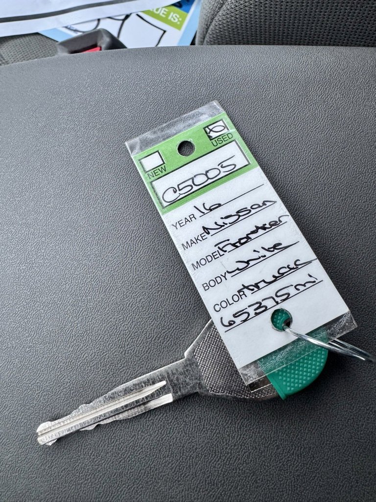 Used 2016 Nissan Frontier S image 29