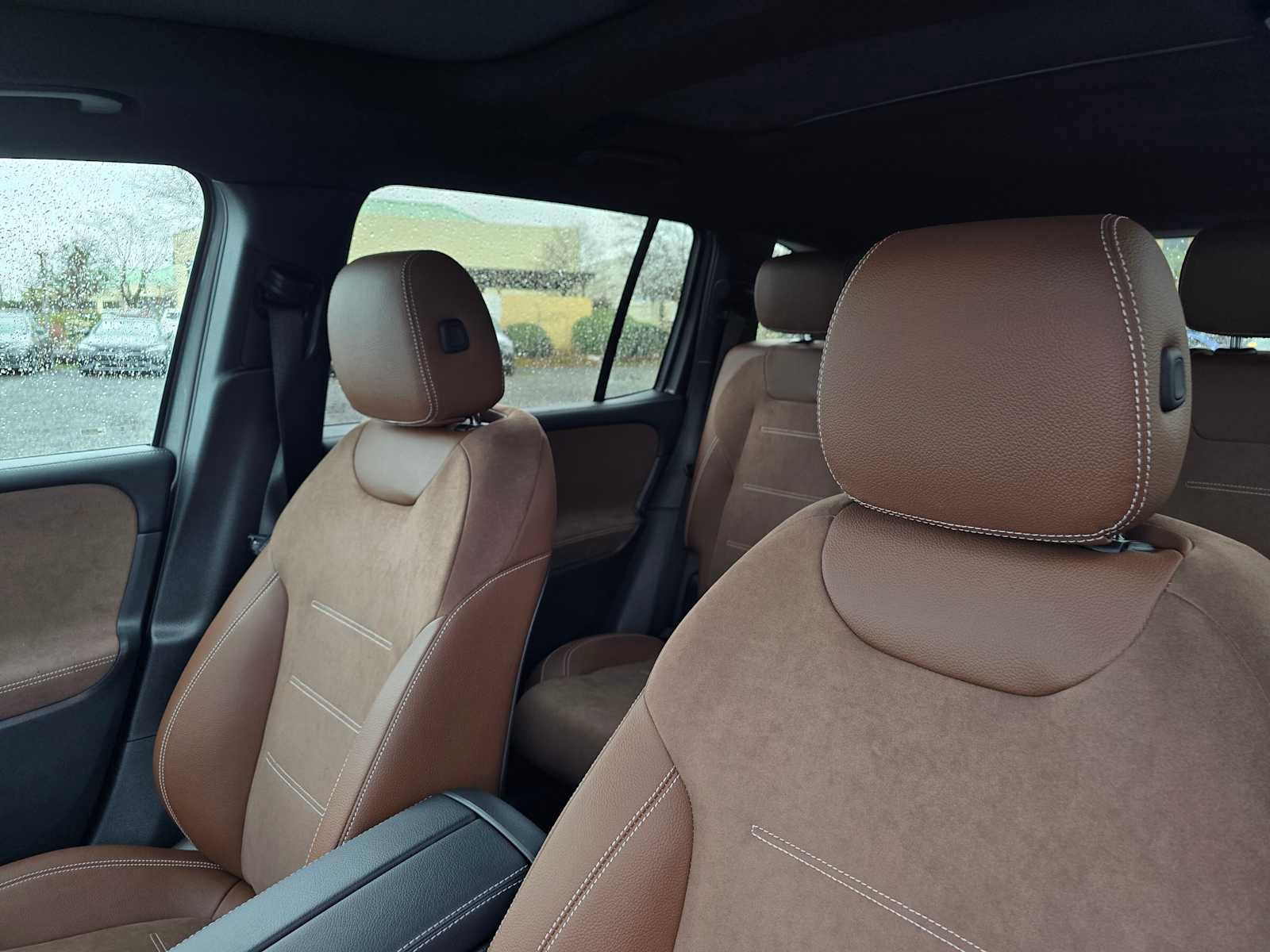 New 2026 Mercedes-Benz GLB 250 4MATIC image 23