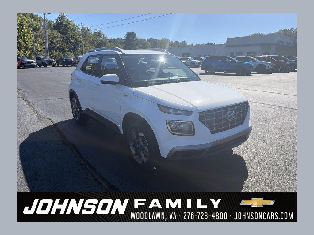 Used 2025 Hyundai Venue SEL