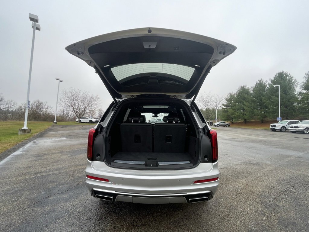 Used 2020 Cadillac XT6 Premium Luxury image 19