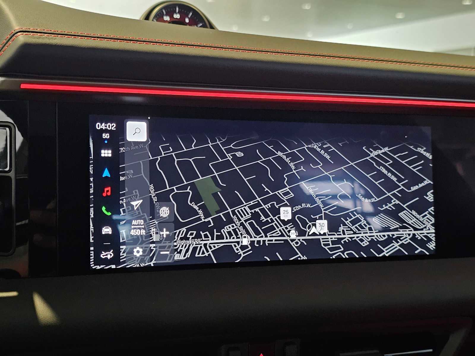 New 2024 Porsche Macan 4 Electric image 27