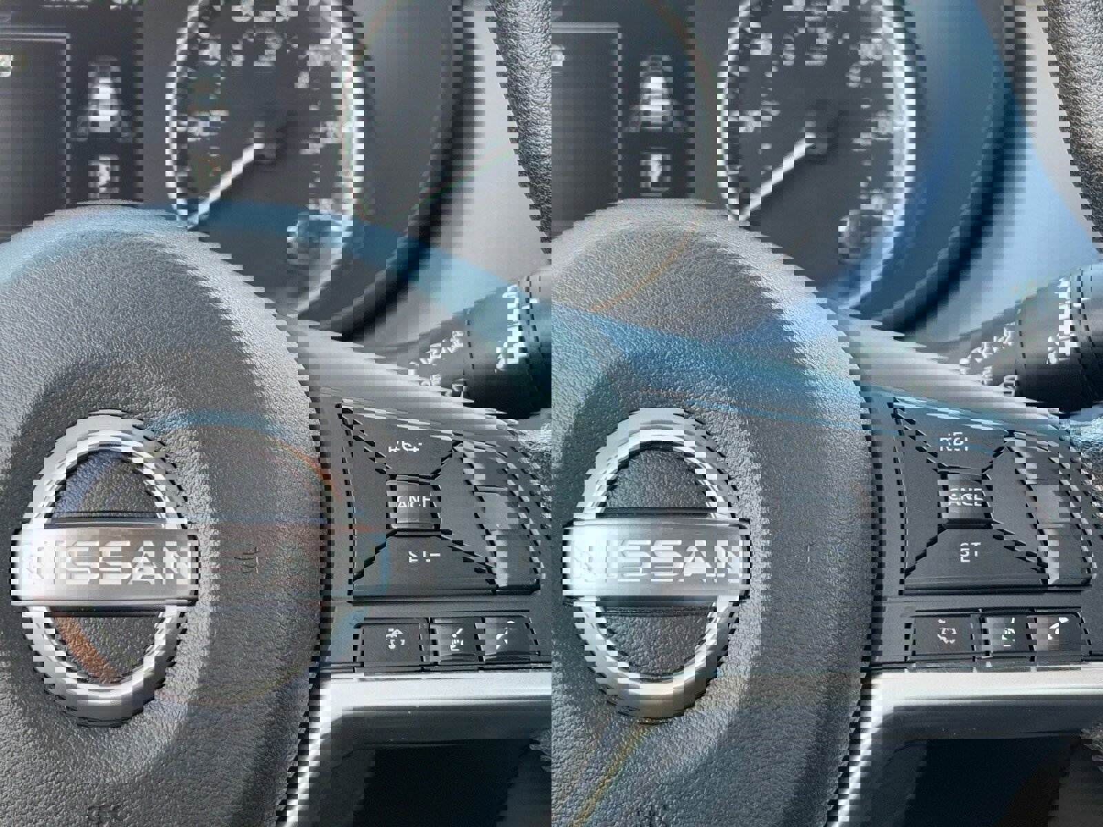 Used 2025 Nissan Versa SV image 20