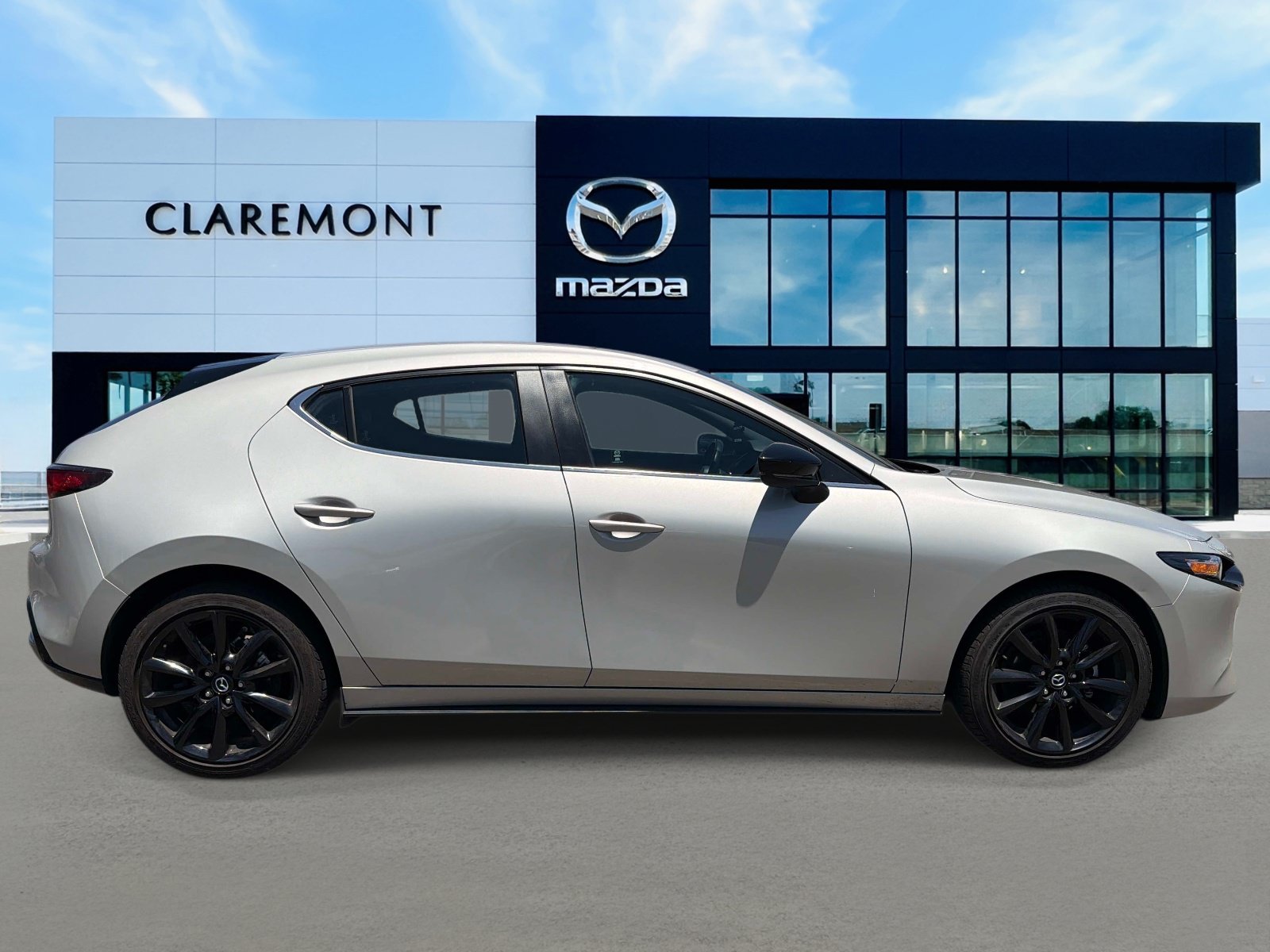 Used 2024 MAZDA MAZDA3 s FWD image 4