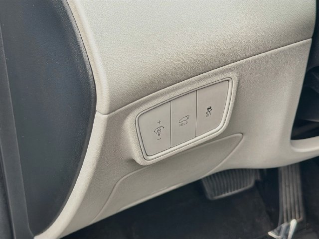 Certified 2024 Hyundai Tucson SEL FWD image 11