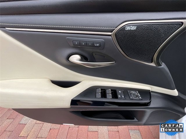 Used 2022 Lexus ES 350 Ultra Luxury image 11
