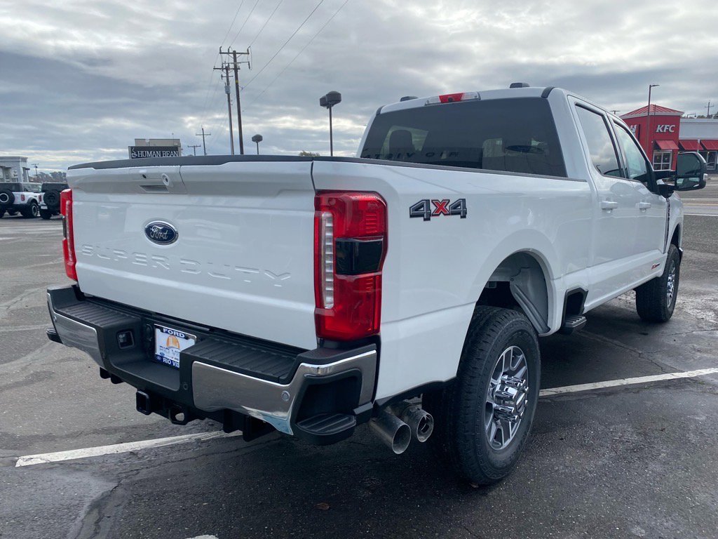 New 2025 Ford F250 Lariat image 8