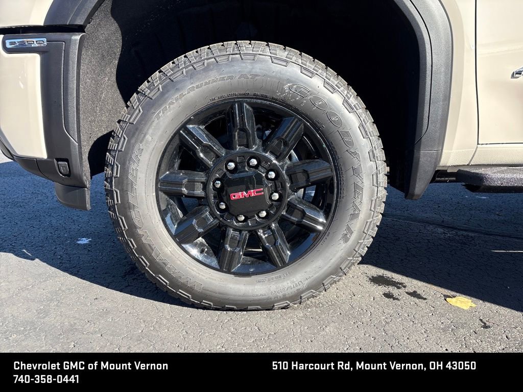 New 2026 GMC Sierra 3500 AT4 w/ AT4 Premium Plus Package AWD/4WD image 29