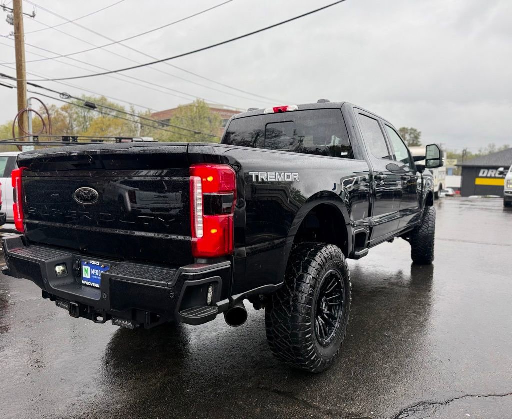 Used 2024 Ford F250 Lariat w/ Tremor Off-Road Package AWD/4WD image 9