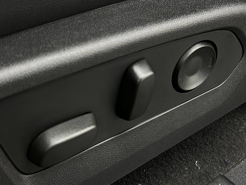 New 2026 Chevrolet Colorado Trail Boss AWD/4WD image 14