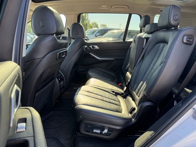 Used 2020 BMW X7 xDrive40i w/ Cold Weather Package image 22