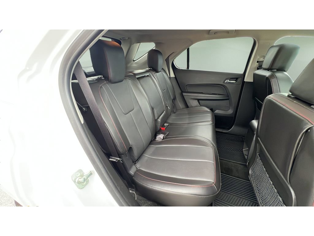 Used 2017 Chevrolet Equinox Premier w/ Enhanced Convenience Package AWD/4WD image 31