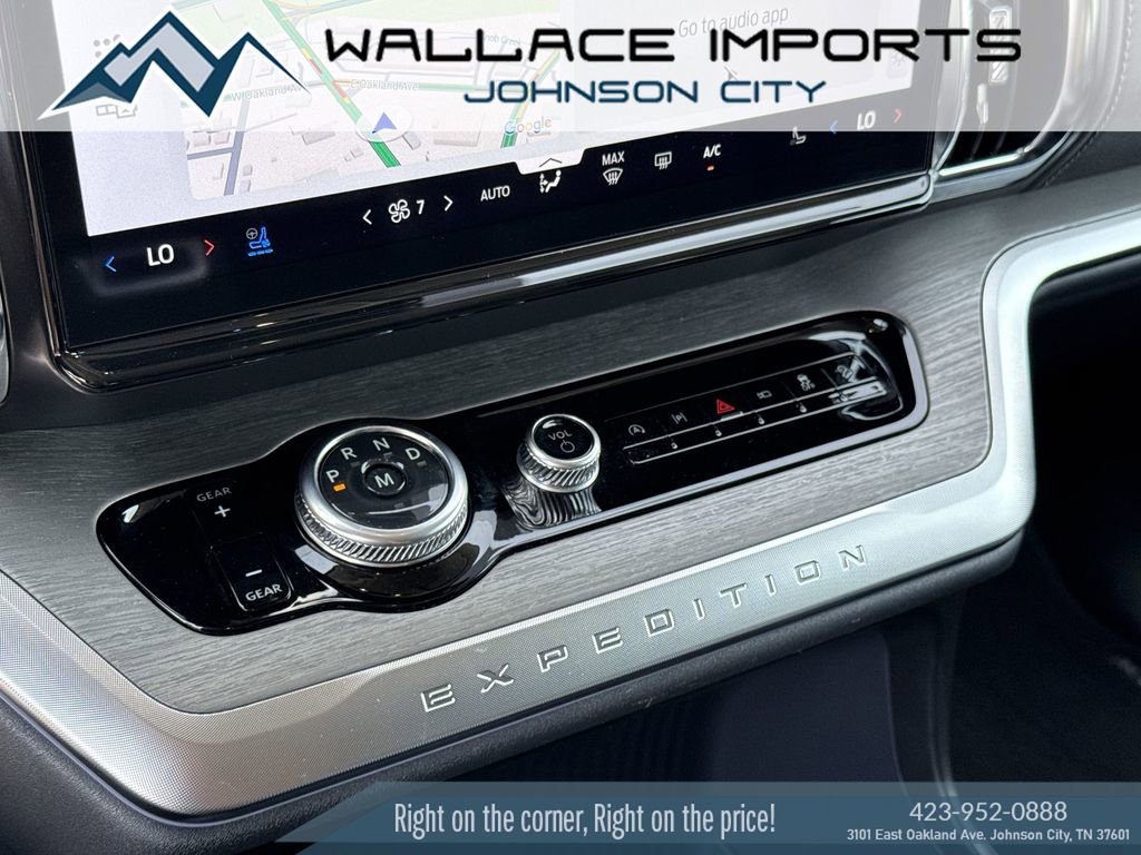 Used 2025 Ford Expedition Platinum AWD/4WD image 27