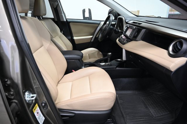 Used 2014 Toyota RAV4 Limited image 12