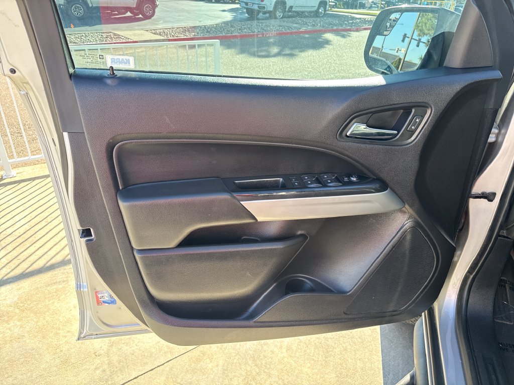 Used 2018 Chevrolet Colorado LT AWD/4WD image 10