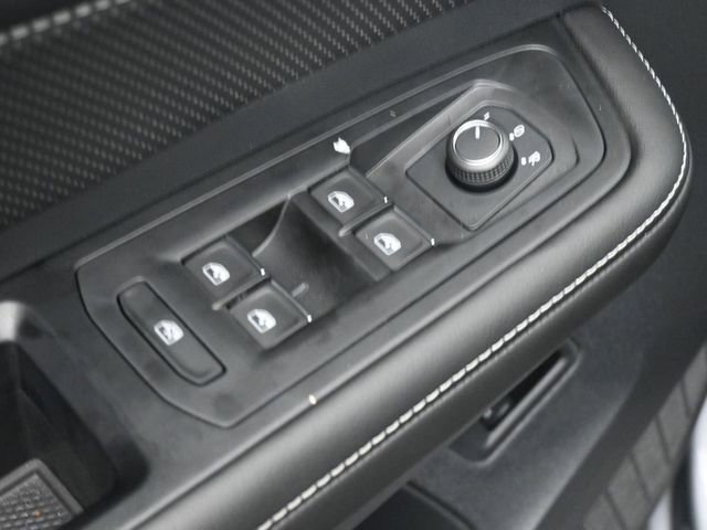 New 2026 Volkswagen Atlas SE image 13