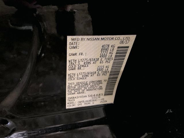 Used 2017 Nissan Titan PRO-4X AWD/4WD image 34