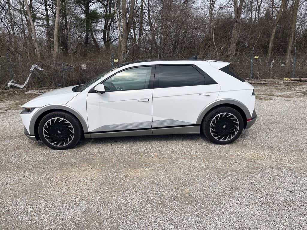 Used 2023 Hyundai Ioniq 5 Limited image 4