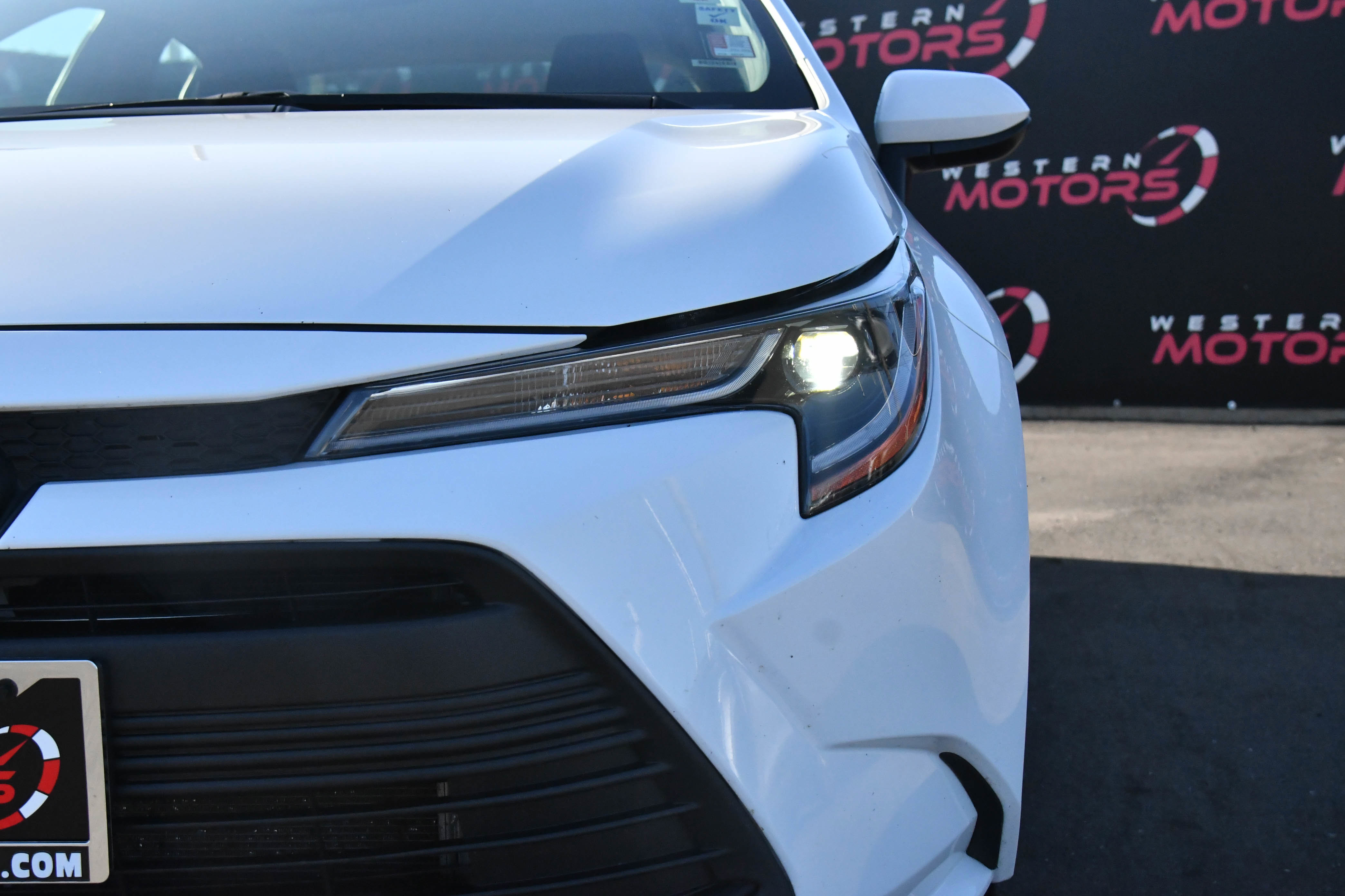 Used 2024 Toyota Corolla LE image 11