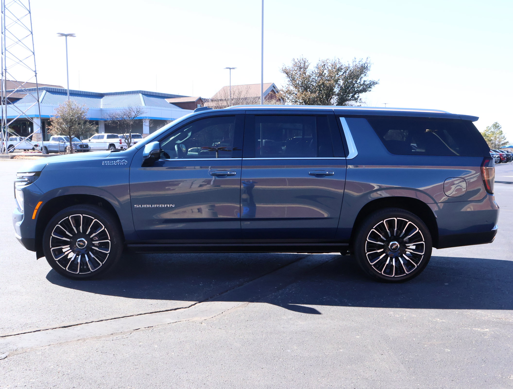 New 2026 Chevrolet Suburban High Country image 37