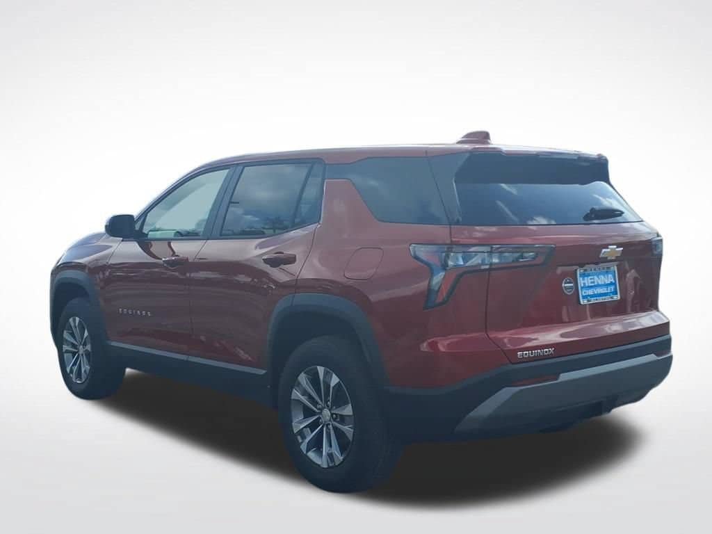 New 2027 Chevrolet Equinox LT w/ Convenience Package II FWD image 5