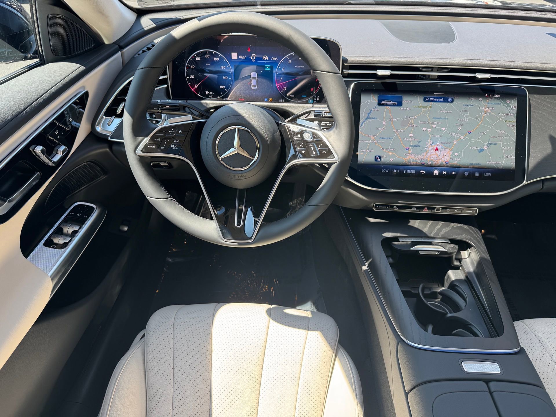 New 2026 Mercedes-Benz E 450 4MATIC Sedan image 6