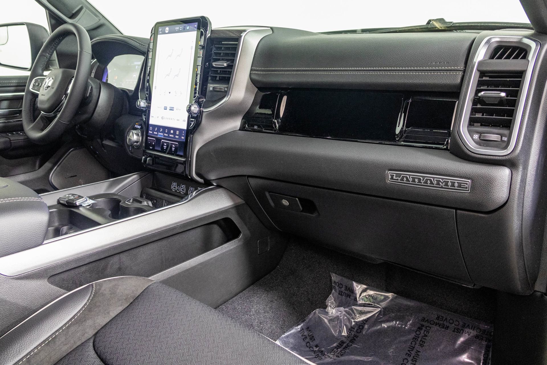 New 2026 RAM 1500 Laramie w/ Night Edition image 45