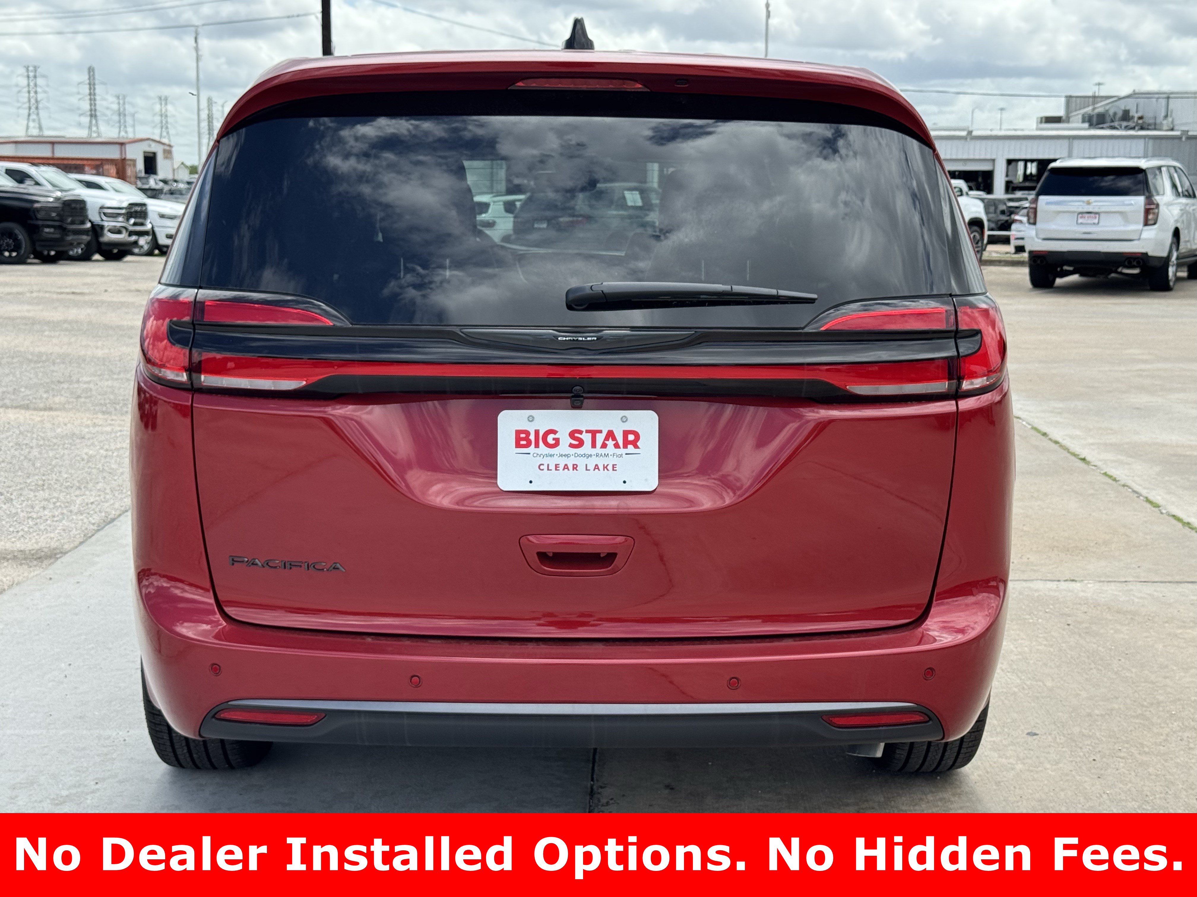 New 2026 Chrysler Pacifica Select FWD image 9