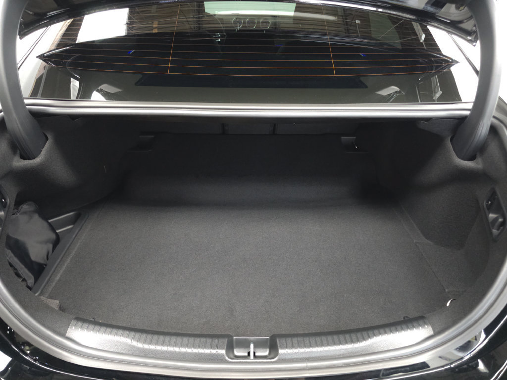 Used 2025 Mercedes-Benz C 36 AMG S image 31