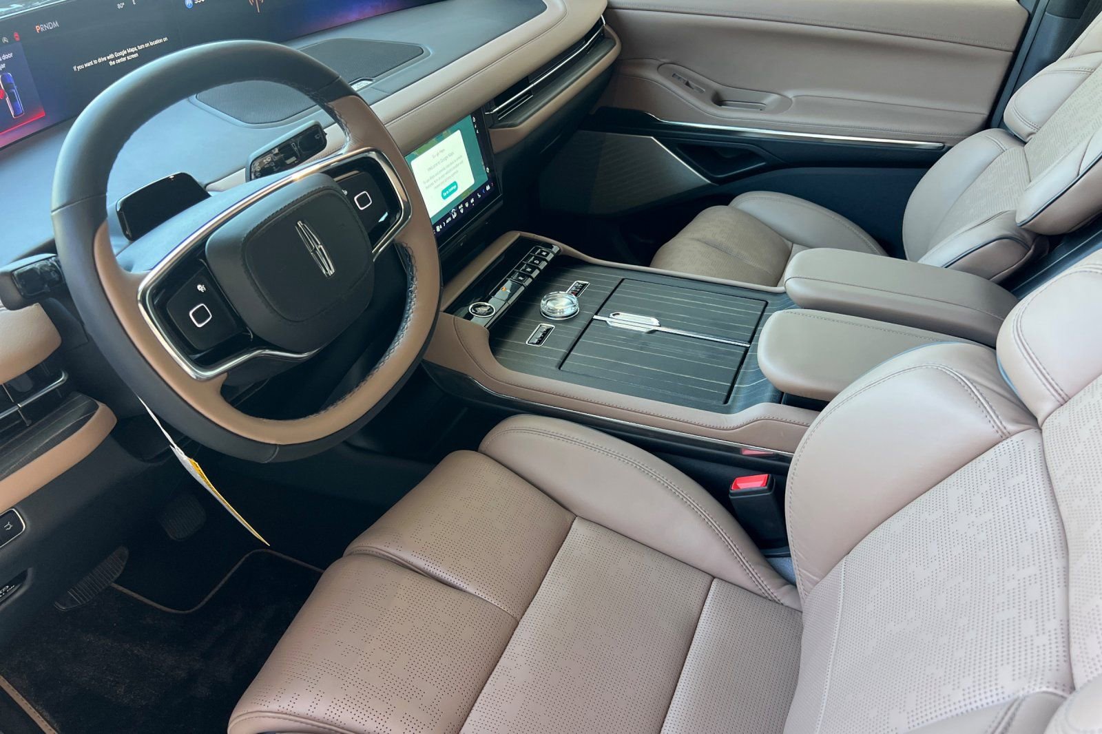New 2026 Lincoln Navigator L Black Label AWD/4WD image 8