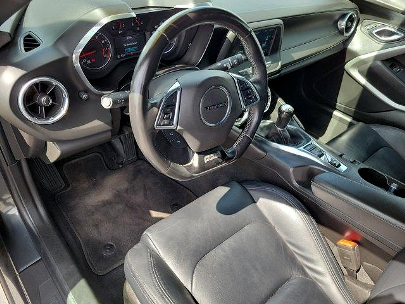 Used 2017 Chevrolet Camaro LS RWD image 14