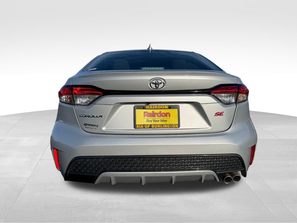 Used 2021 Toyota Corolla SE w/ SE Premium Package image 7