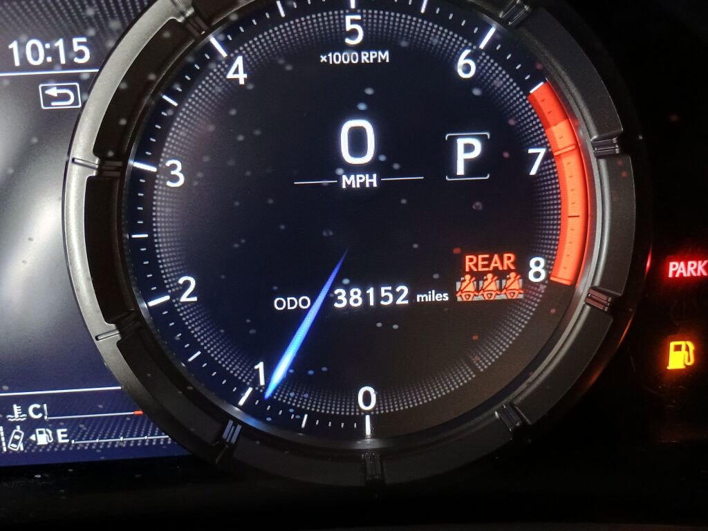 Used 2022 Lexus UX 200 F Sport w/ Accessory Package (Z2) image 3