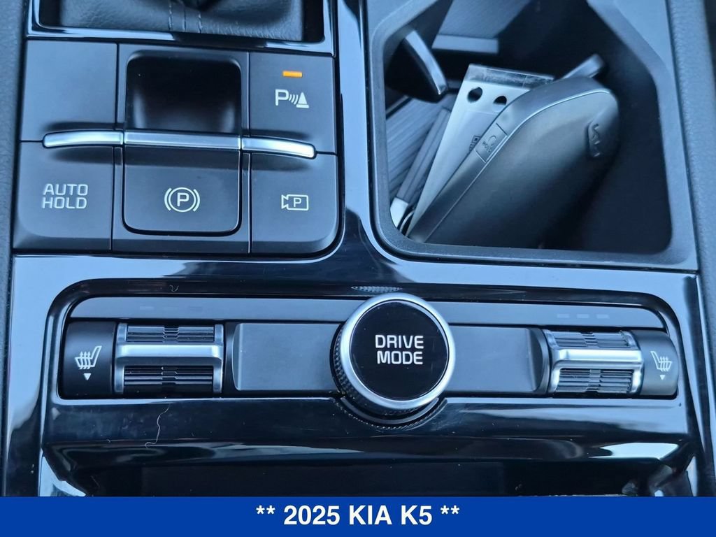 Used 2025 Kia K5 GT-Line w/ GT-Line Premium Package FWD image 28