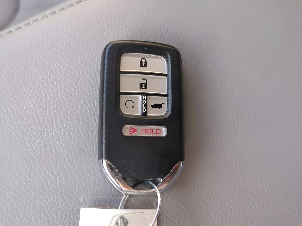 Used 2022 Honda CR-V Touring image 25