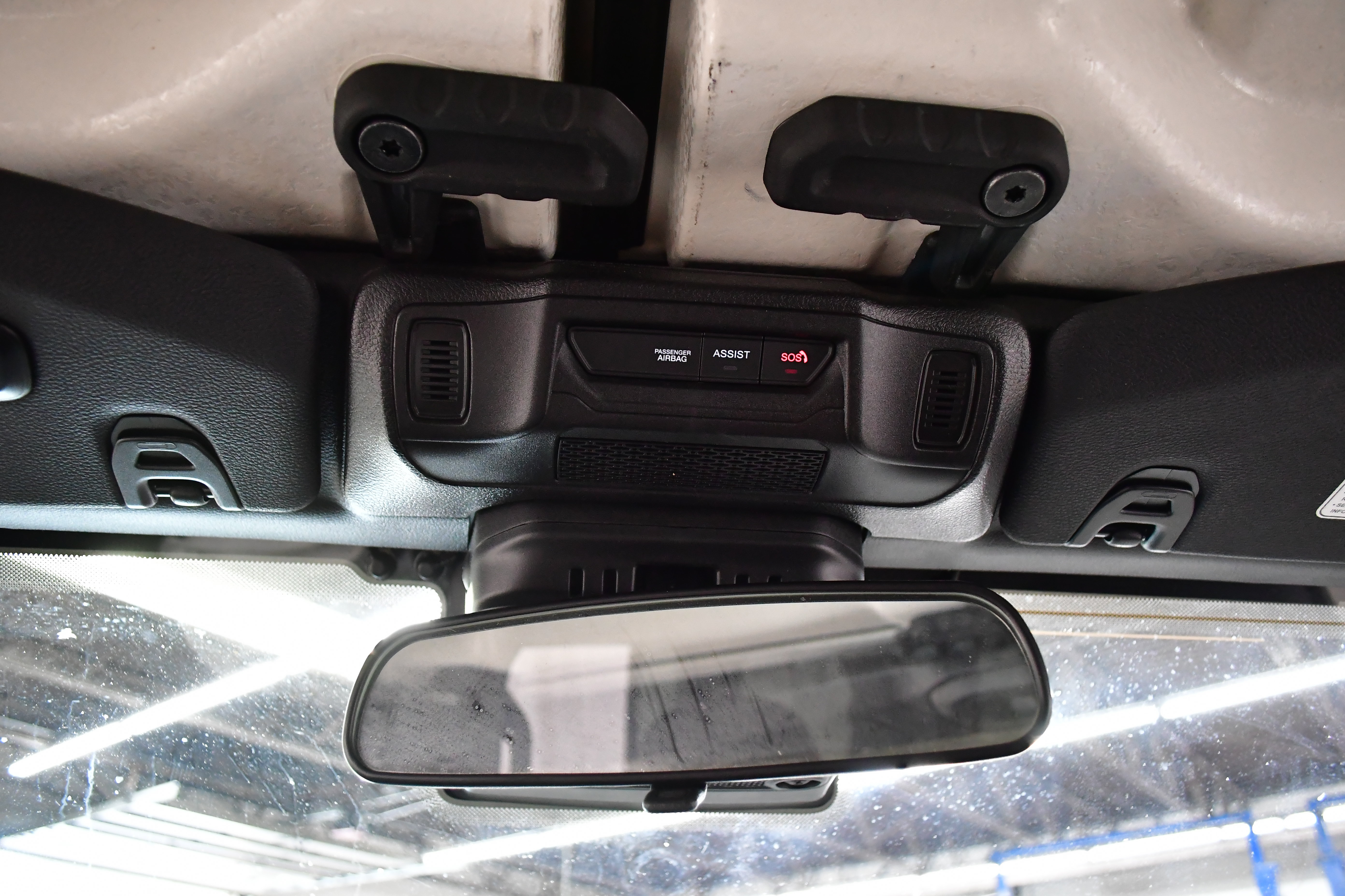 Used 2024 Jeep Wrangler Unlimited AWD/4WD image 31
