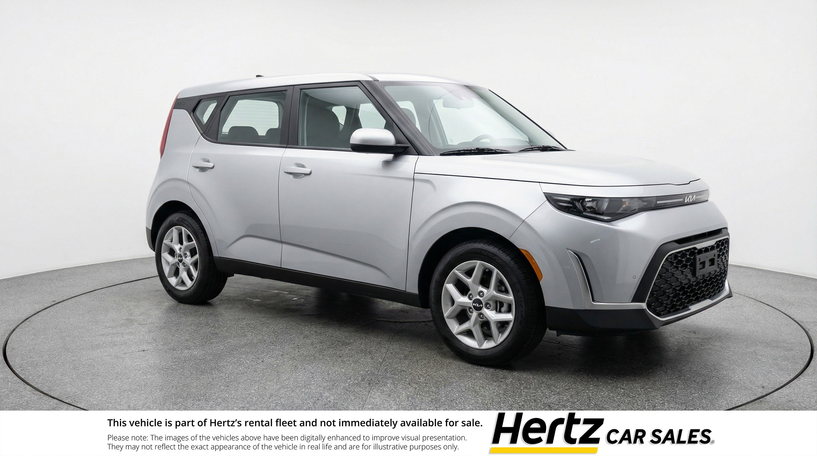 Used 2025 Kia Soul LX w/ LX Technology Package FWD image 1