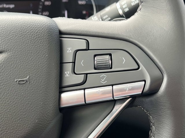 Certified 2024 Cadillac XT6 Luxury w/ LPO, Floor Liner Package AWD/4WD image 26