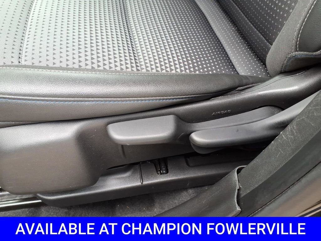 Used 2025 Chevrolet Trax LT image 15