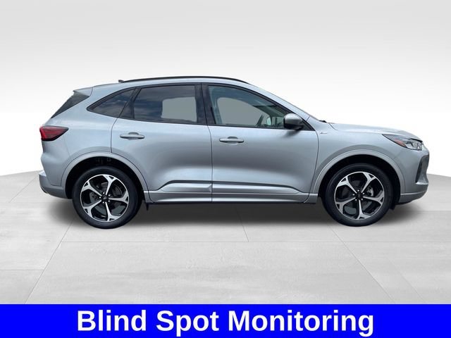 Used 2023 Ford Escape ST-Line Select w/ Tech Pack #2 AWD/4WD image 6