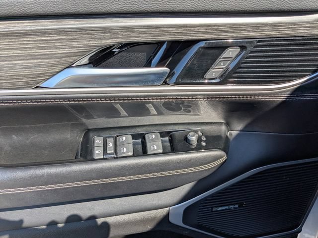 Used 2024 Jeep Wagoneer Series II w/ Flexible Seating Group AWD/4WD image 26