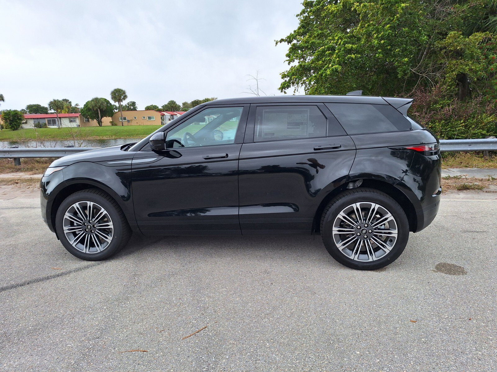 New 2026 Land Rover Range Rover Evoque S image 7