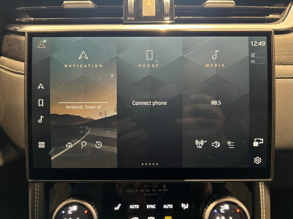 New 2025 Jaguar F-PACE R-Dynamic S image 20