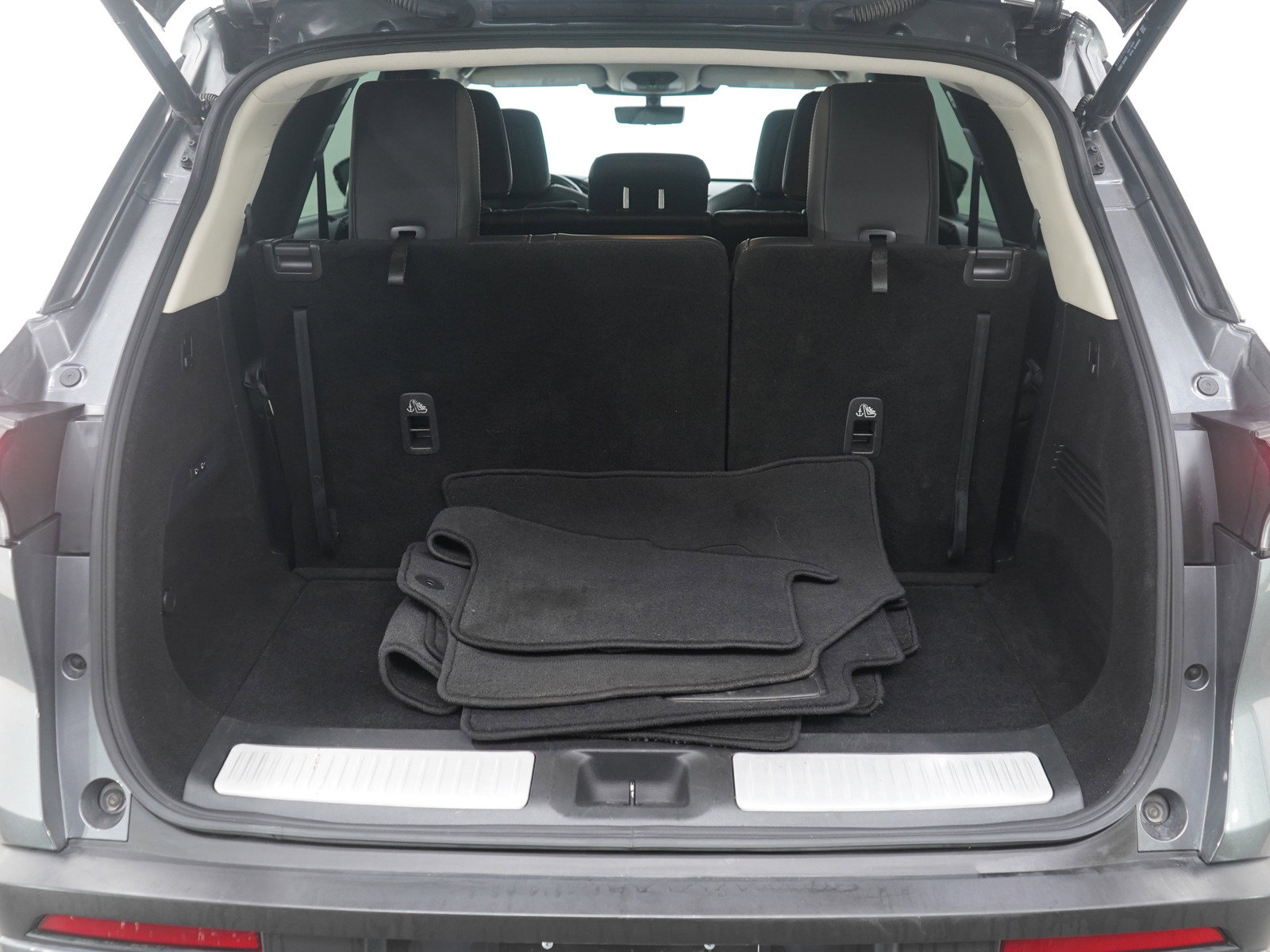 Used 2024 INFINITI QX60 Sensory image 20