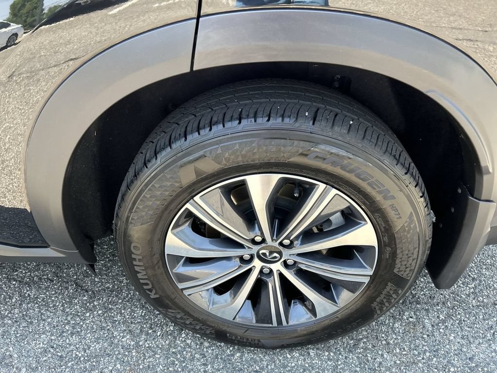 Used 2025 INFINITI QX60 Pure w/ Cargo Package AWD/4WD image 11