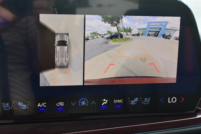 New 2026 Chevrolet Traverse RS w/ LPO, Floor Liner Package FWD image 27