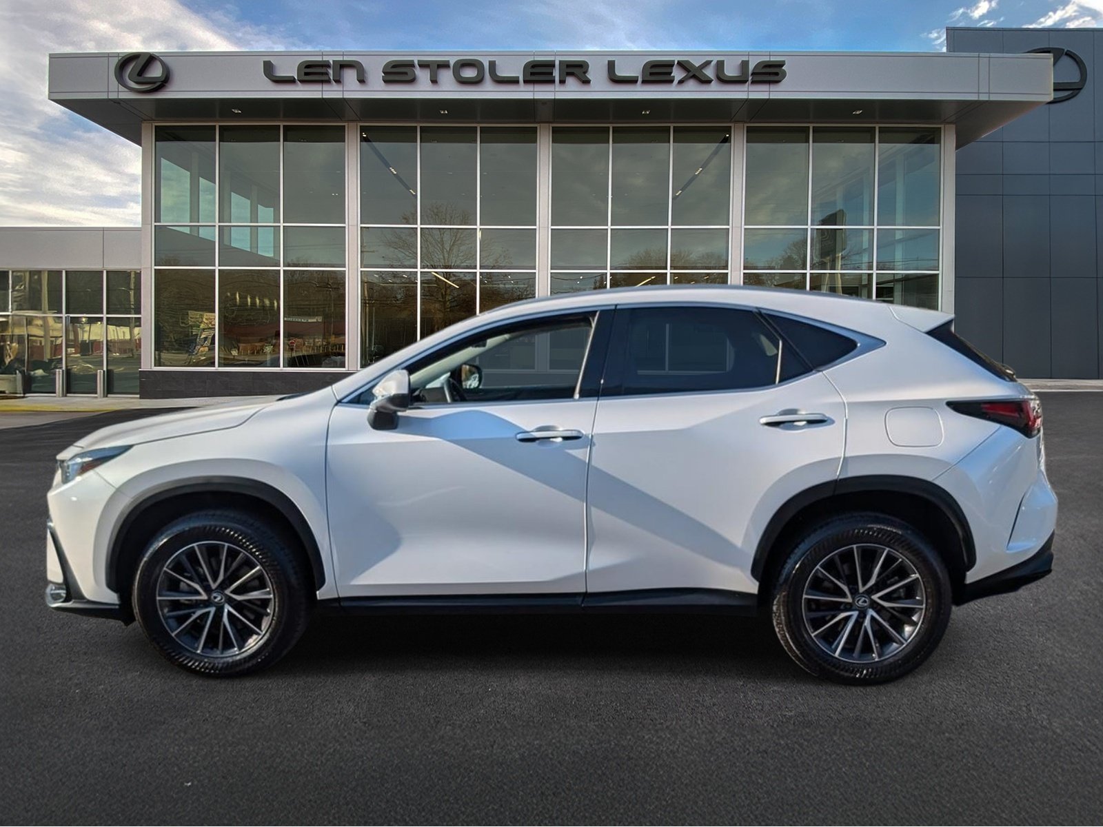 Certified 2024 Lexus NX 350 AWD image 6