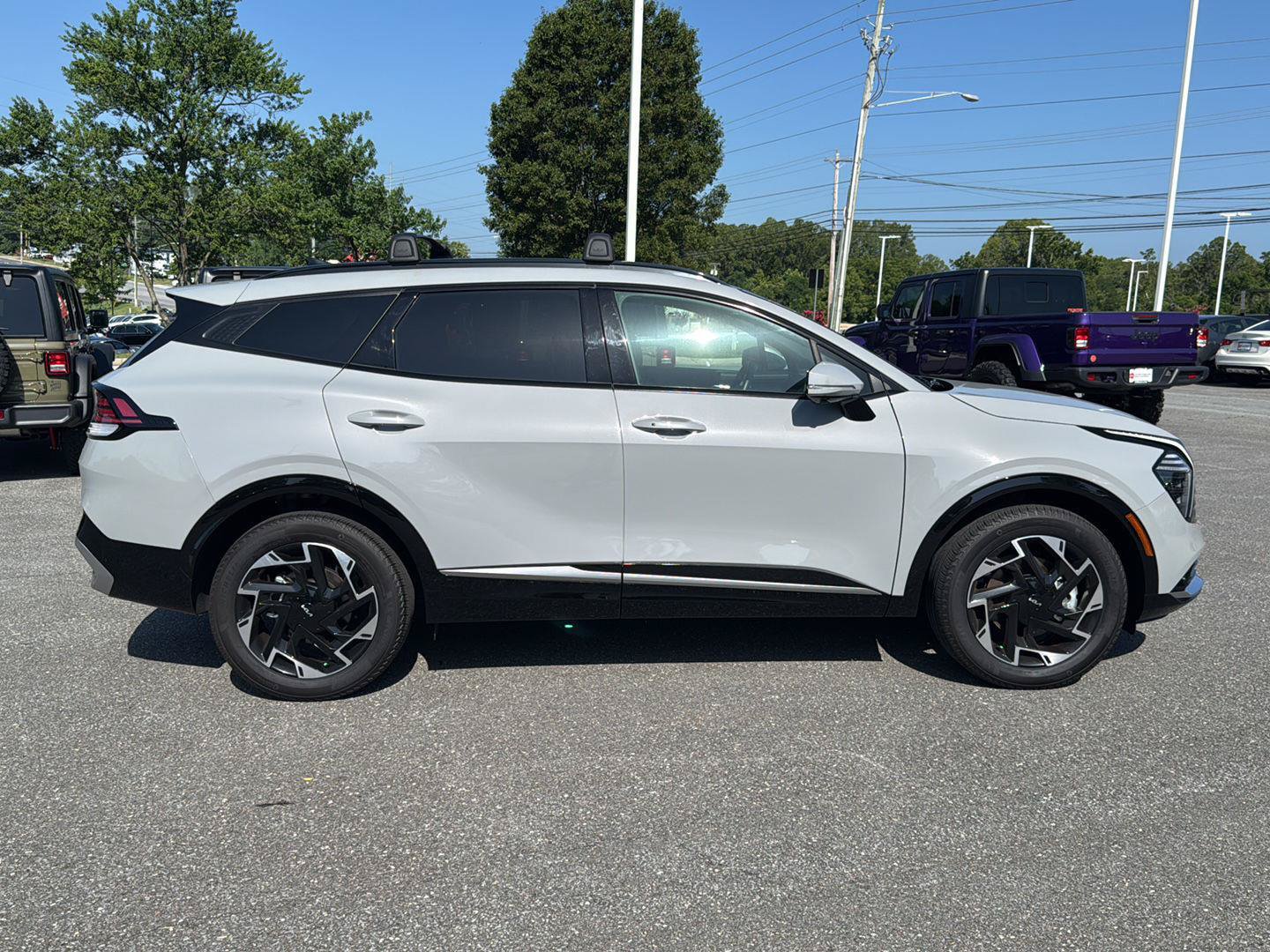 Used 2025 Kia Sportage SX AWD/4WD image 6